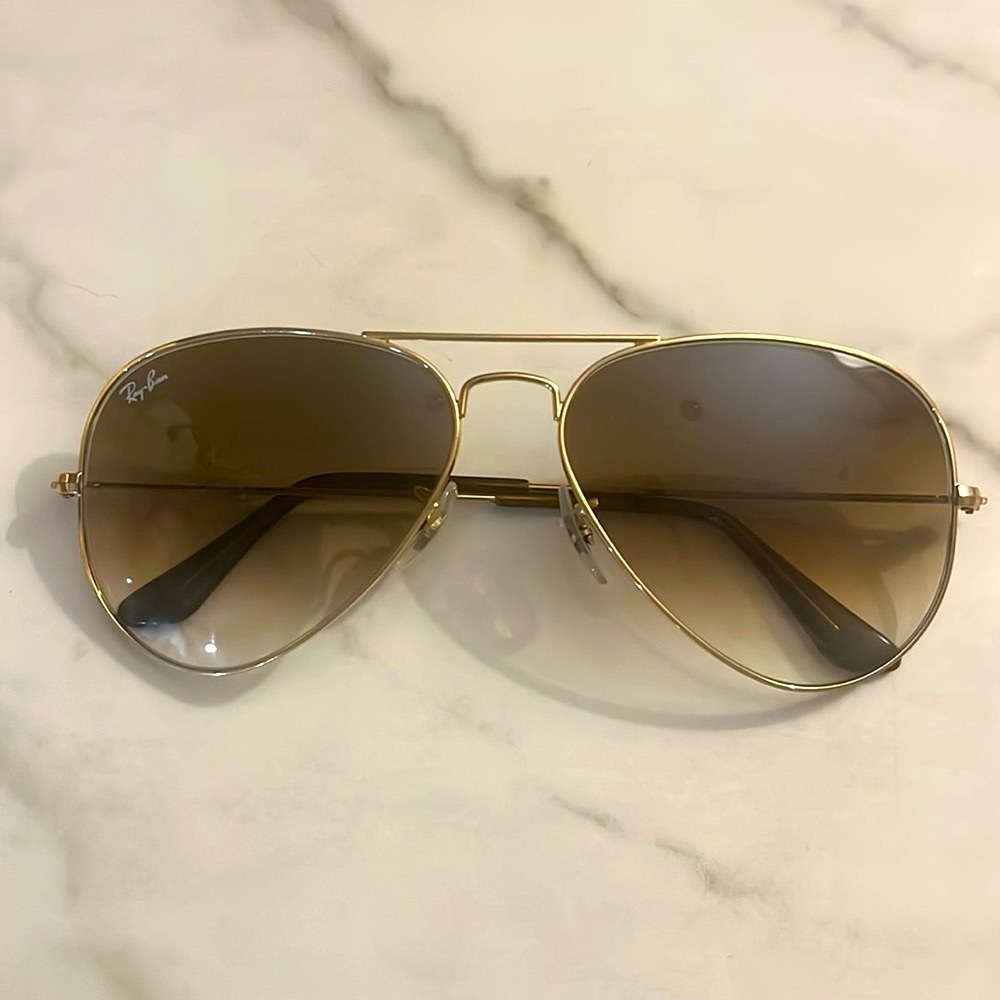 Ray-Ban gold frame aviator sunglasses